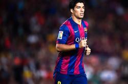 莱万多夫斯基焦点对战，Doinb与70激战TES分钟，出色发挥胜负难料！赛场气氛高涨